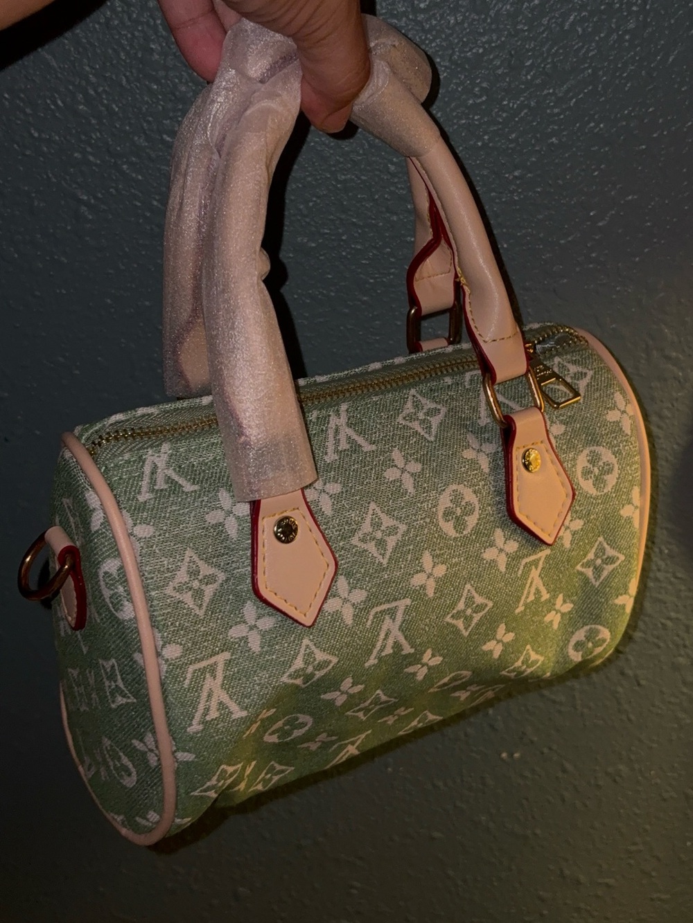 ‼️3 AVB ‼️OFFERS ACCEPTED‼️Louis Vuitton Sage Green Mini Tote Handbag/Crossbody